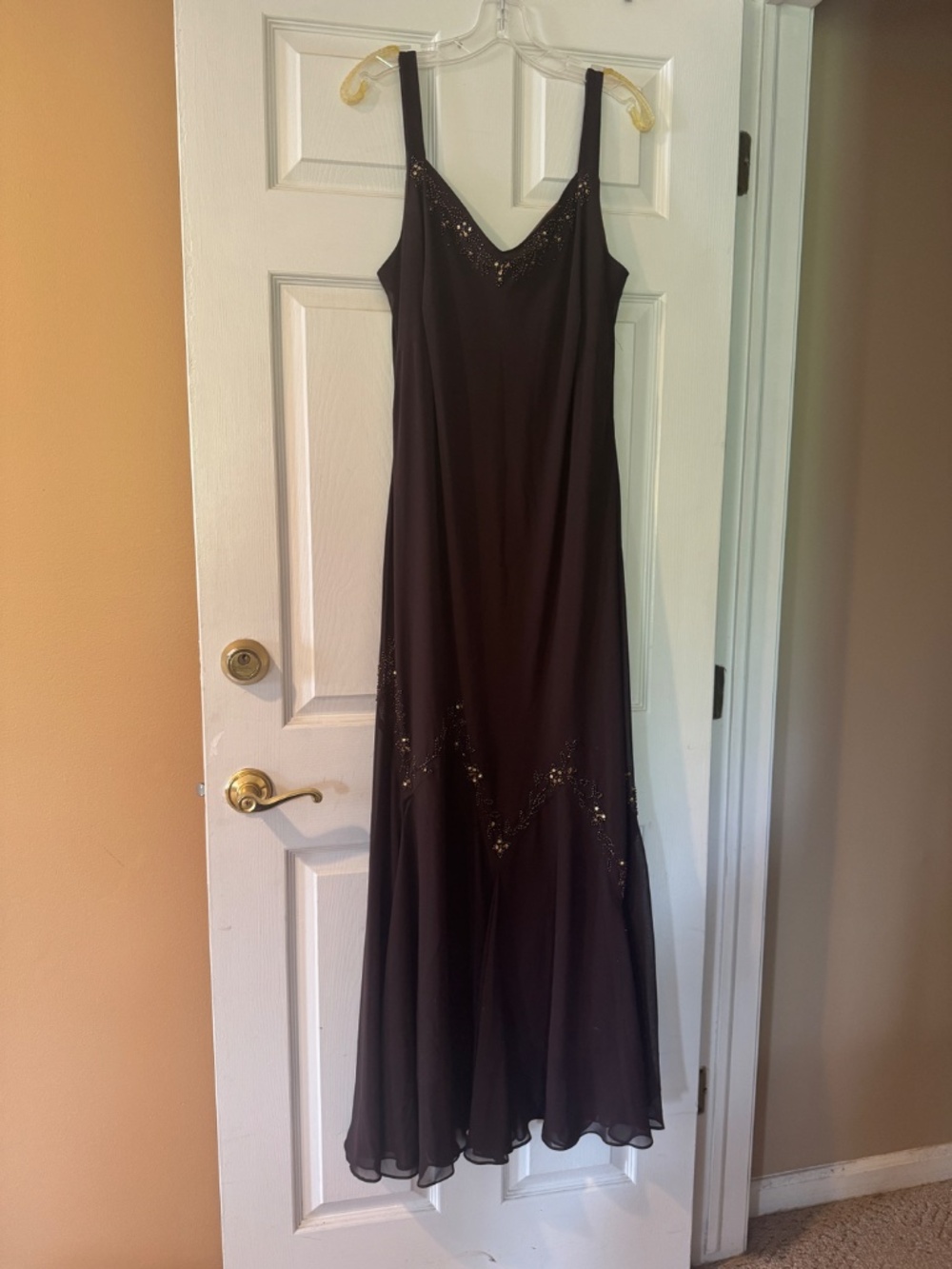 Plus size evening dress - Picture 4 of 5